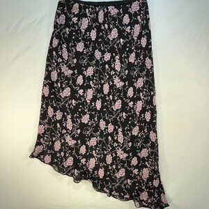 Y2K black midi skirt with pink floral print 🌸 Soft,...
